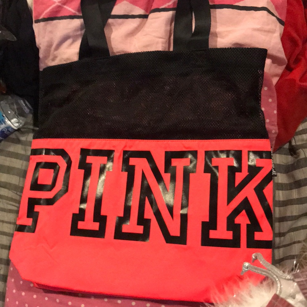VS tote